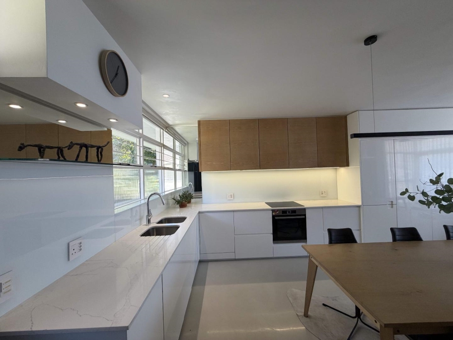 To Let 1 Bedroom Property for Rent in Tamboerskloof Western Cape